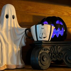 Rae Dunn 2024 Ghost Measuring Cups